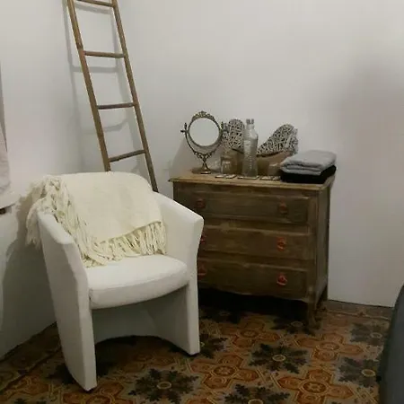 Homestay Privee Proche De La Cite